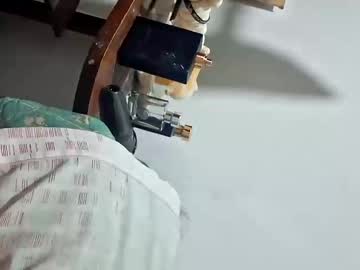 Yozapa Chaturbate stream image from August 15, 2025