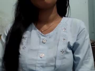 Dollmeenu Chaturbate stream image from August 15, 2025