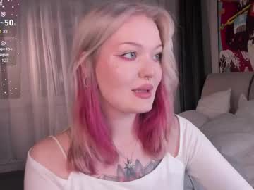 Miaw0rld Chaturbate stream image from August 15, 2025