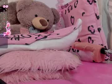 Maavca Chaturbate stream image from August 15, 2025