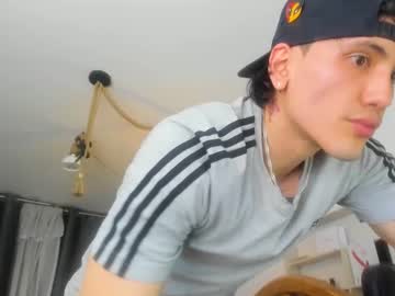 C_O_C_A__C_O_L_O Chaturbate stream image from August 16, 2025