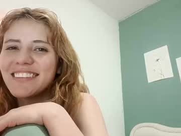 Annrousse Chaturbate stream image from August 16, 2025
