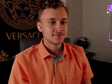 Desmond_Clark Chaturbate stream image from August 16, 2025