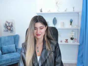 Annetli Chaturbate stream image from August 16, 2025