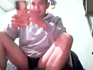 Ayelandro Chaturbate stream image from August 16, 2025