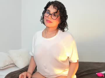 Eternallove11 Chaturbate stream image from August 16, 2025