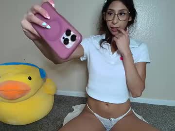 Sonabella Chaturbate stream image from August 16, 2025