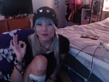 Aspenelise Chaturbate stream image from August 16, 2025