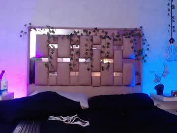 Bellaziegler Chaturbate stream image from August 16, 2025