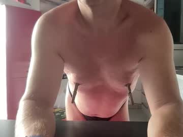 Soumisanal2013 Chaturbate stream image from August 16, 2025