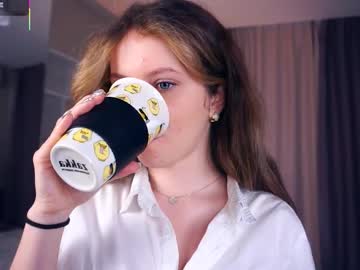 Kacyboone Chaturbate stream image from August 16, 2025