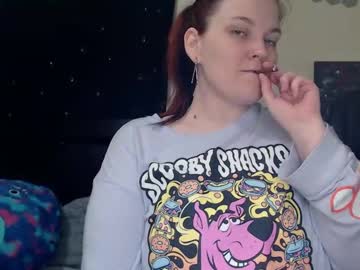 Toxiclilly Chaturbate stream image from August 16, 2025