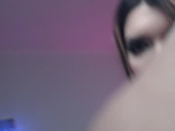 Milkiemew Chaturbate stream image from August 16, 2025