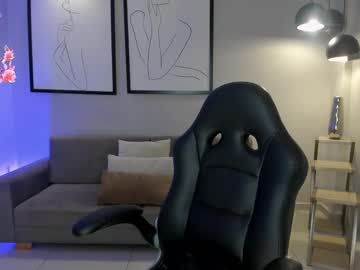 Nicolesanz_ Chaturbate stream image from August 16, 2025