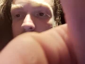 Elzzirt Chaturbate stream image from August 16, 2025