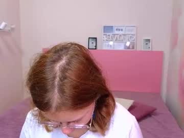 Angelinalow Chaturbate stream image from August 16, 2025