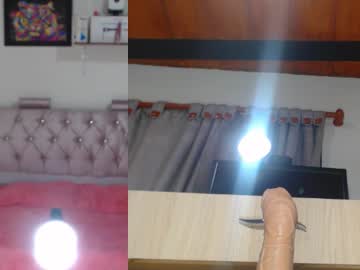 Chiara_Funny Chaturbate stream image from August 16, 2025