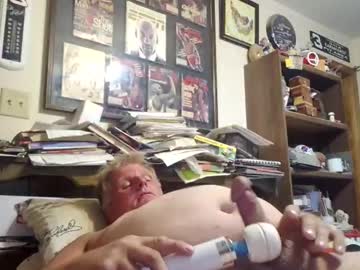 Intimidatordale Chaturbate stream image from August 16, 2025
