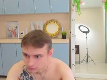Vidzy45 Chaturbate stream image from August 16, 2025