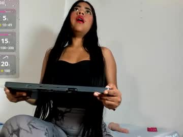 Emilyjhons3 Chaturbate stream image from August 16, 2025