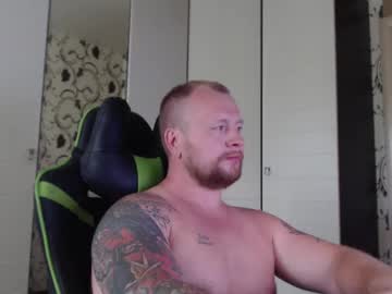 Strongass18 Chaturbate stream image from August 16, 2025