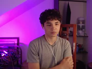 Erostargaryen Chaturbate stream image from August 16, 2025