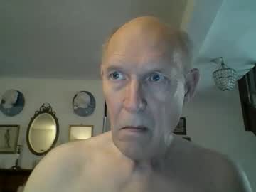 Frolicsum2 Chaturbate stream image from August 16, 2025