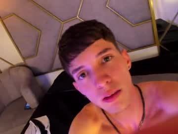 Jheampiero Chaturbate stream image from August 16, 2025