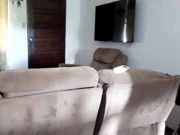 Longshaft_ Chaturbate stream image from August 16, 2025