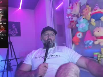 Magabear Chaturbate stream image from August 16, 2025