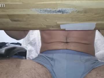 H420r Chaturbate stream image from August 16, 2025