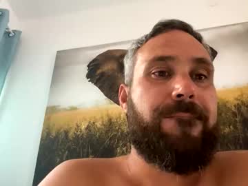 Maikelcanario Chaturbate stream image from August 16, 2025