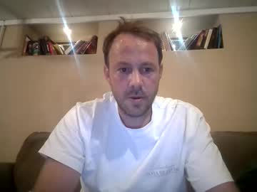 Masturbate2u2 Chaturbate stream image from August 16, 2025