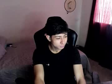 Nieltg Chaturbate stream image from August 16, 2025