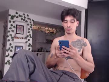 Dazzayyy Chaturbate stream image from August 16, 2025