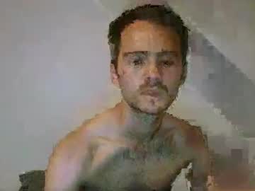 Danielbt28 Chaturbate stream image from August 16, 2025