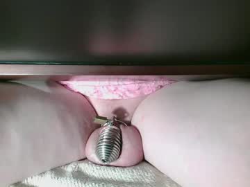 Littleclitty247 Chaturbate stream image from August 16, 2025