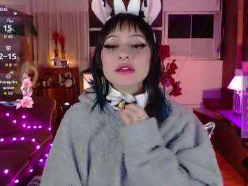 Aquamarinebubble Chaturbate stream image from August 17, 2025