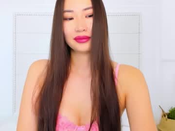 Naomiyuu Chaturbate stream image from August 17, 2025