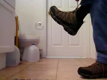 Sampota222 Chaturbate stream image from August 17, 2025
