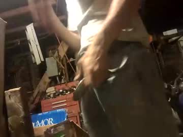 B3ar7 Chaturbate stream image from August 17, 2025