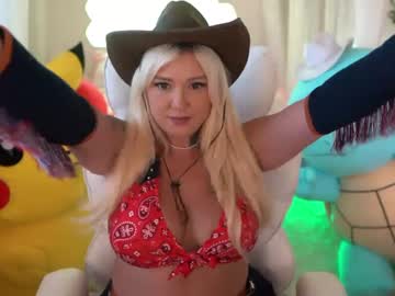 Boobznbeer Chaturbate stream image from August 17, 2025