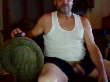 Inurass2222 Chaturbate stream image from August 17, 2025