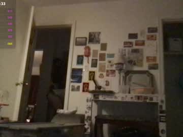 Boywithbug Chaturbate stream image from August 17, 2025