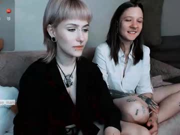 Doubleee_Troubleee Chaturbate stream image from August 17, 2025