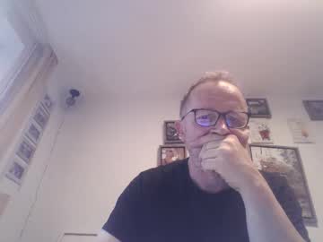 Zippi55 Chaturbate stream image from August 17, 2025
