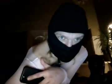 Hewolfhero Chaturbate stream image from August 17, 2025