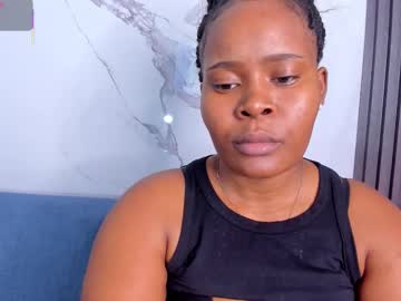 Rianamanson Chaturbate stream image from August 17, 2025