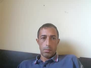 Venven555 Chaturbate stream image from August 17, 2025