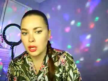Alicexfresh Chaturbate stream image from August 17, 2025
